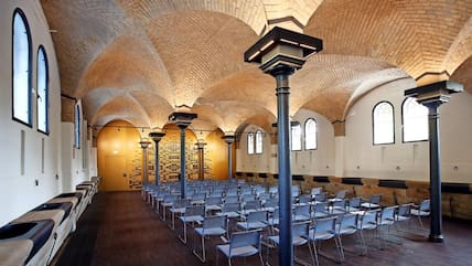 HERZSTÜCK: Im Konzertsaal der ehemaligen Königlichen Pferdeställe in der Nordstadt finden bis zu 150 Besucher Platz.